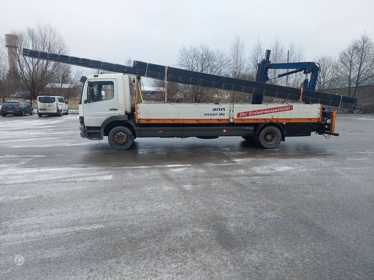 Mercedes-Benz Atego, с краном