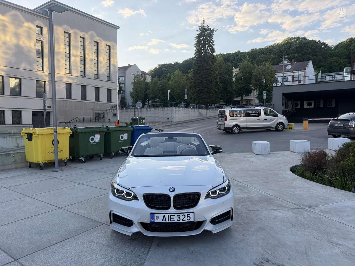 BMW M235, 3.0 l., Кабриолет