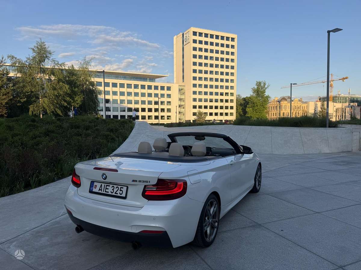BMW M235, 3.0 l., Кабриолет