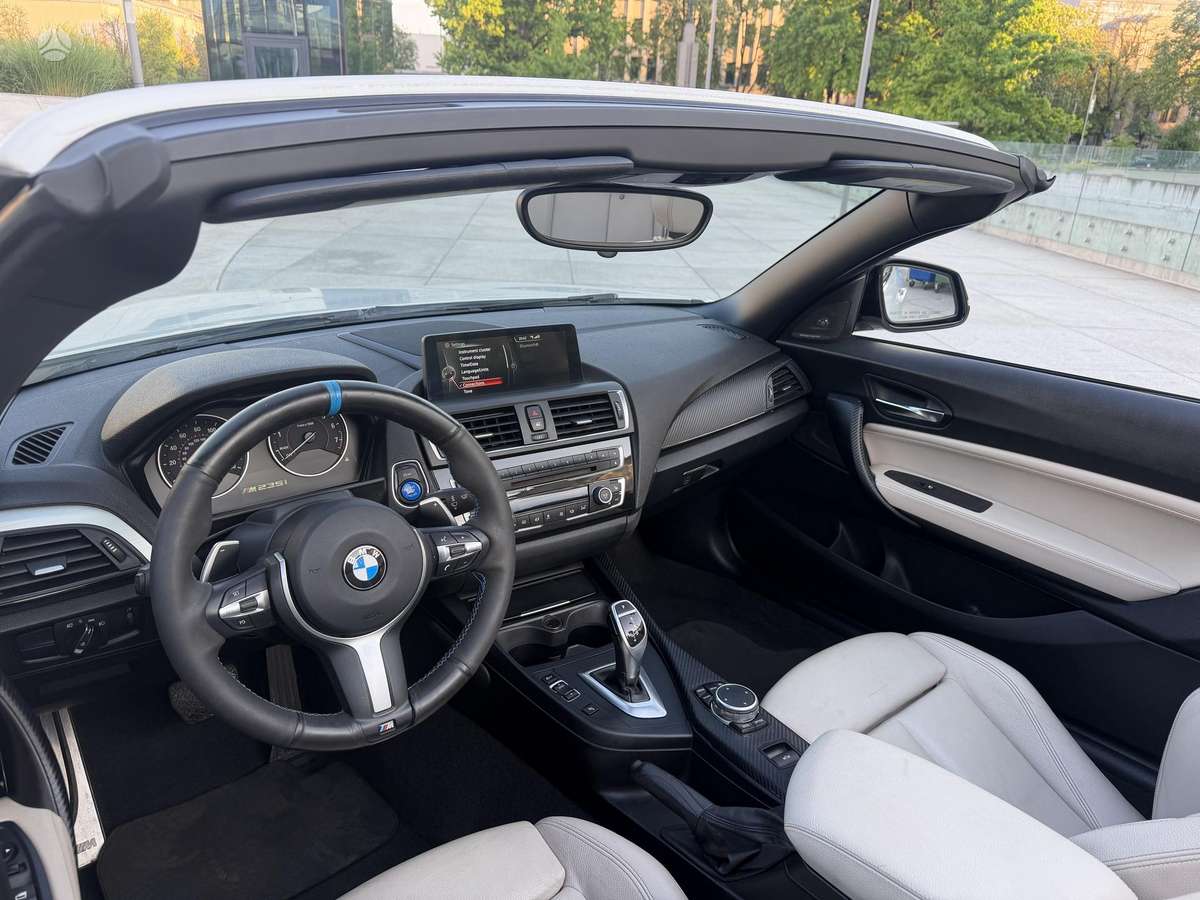 BMW M235, 3.0 l., Кабриолет