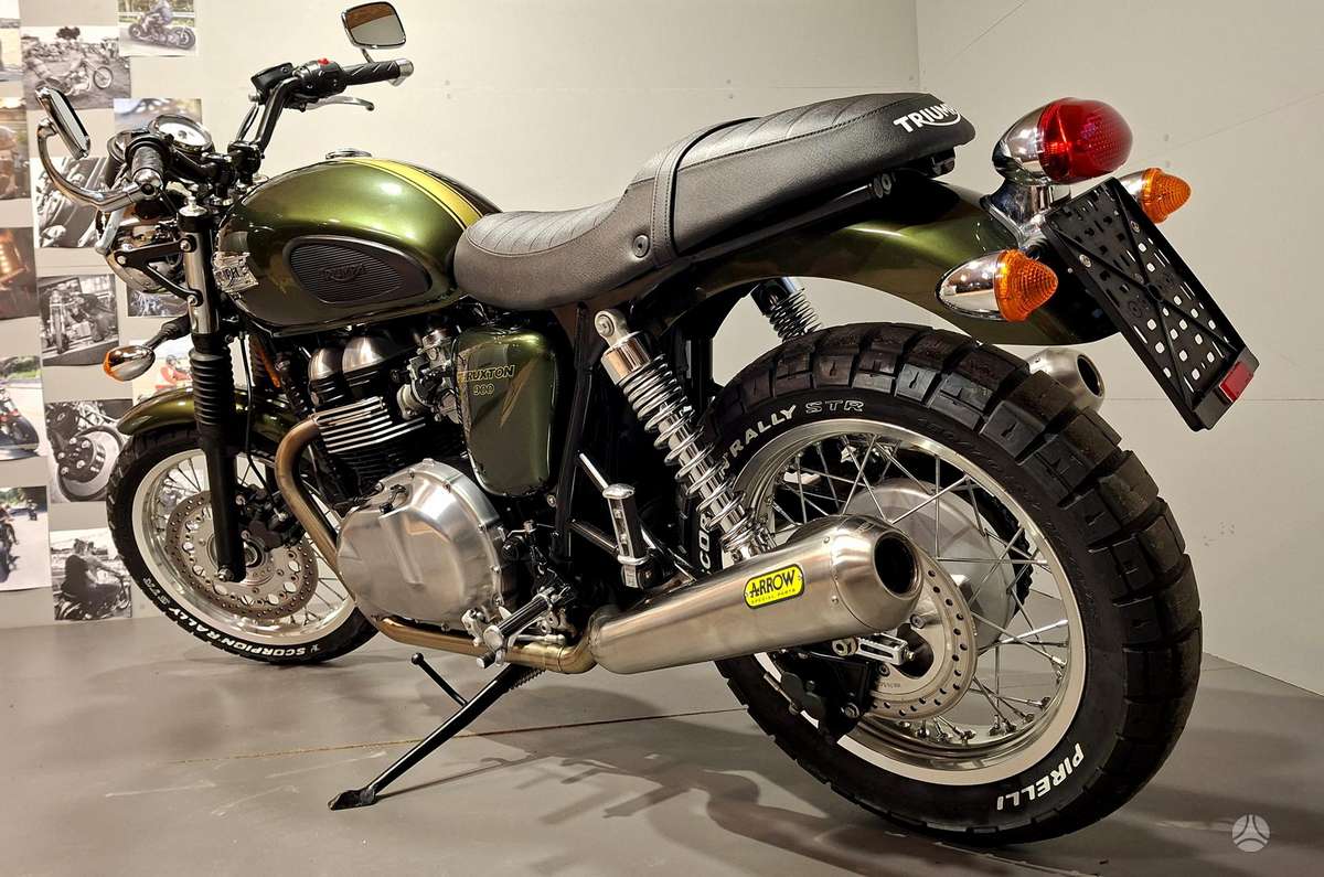 Triumph Thruxton 900cc, street / classic
