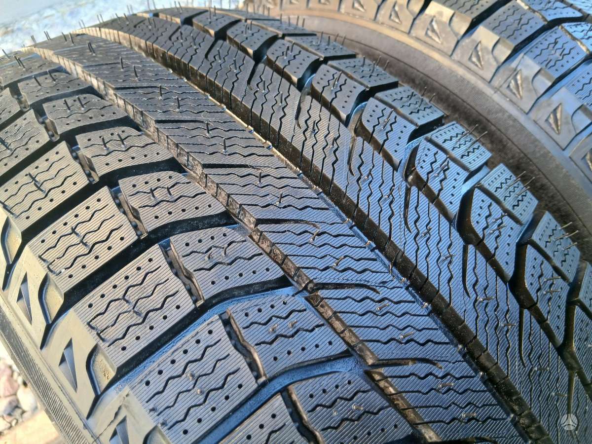 Michelin, universalios 215/60 R17