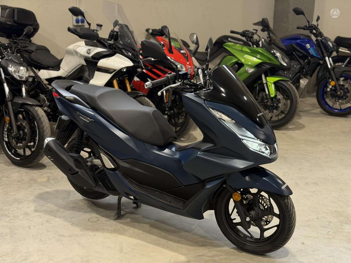 Honda PCX 125cc, scooters / mopeds