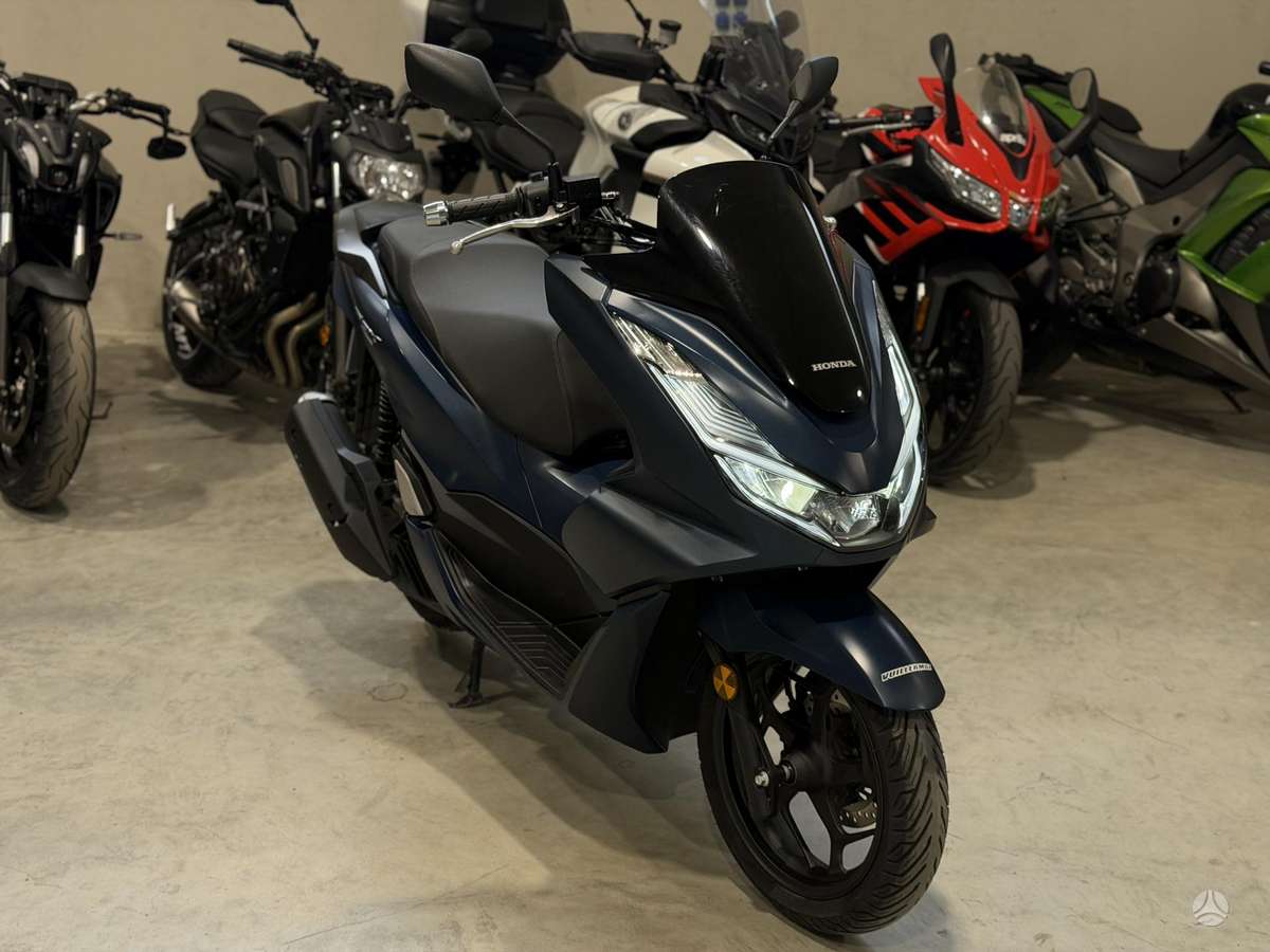 Honda PCX 125cc, scooters / mopeds