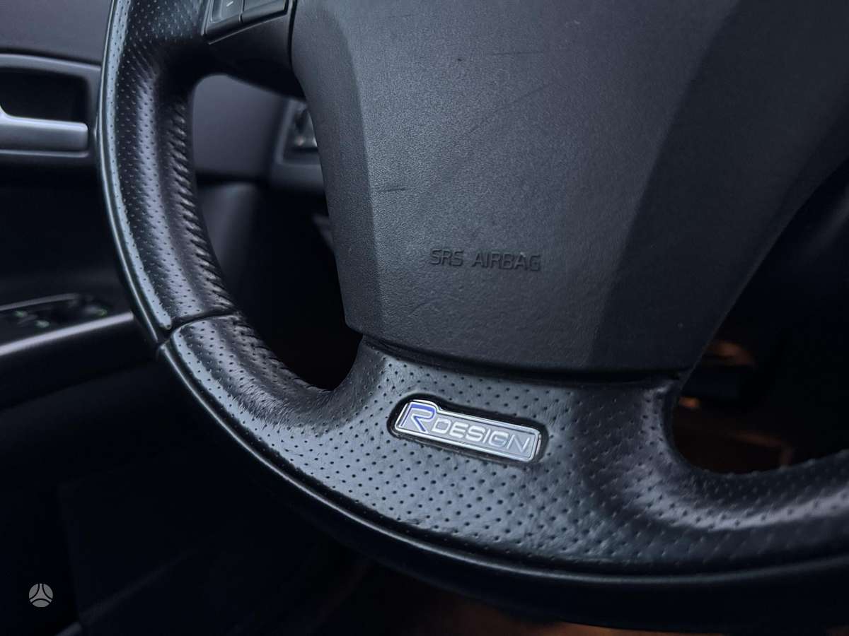 Volvo C30, 1.6 l., hatchback