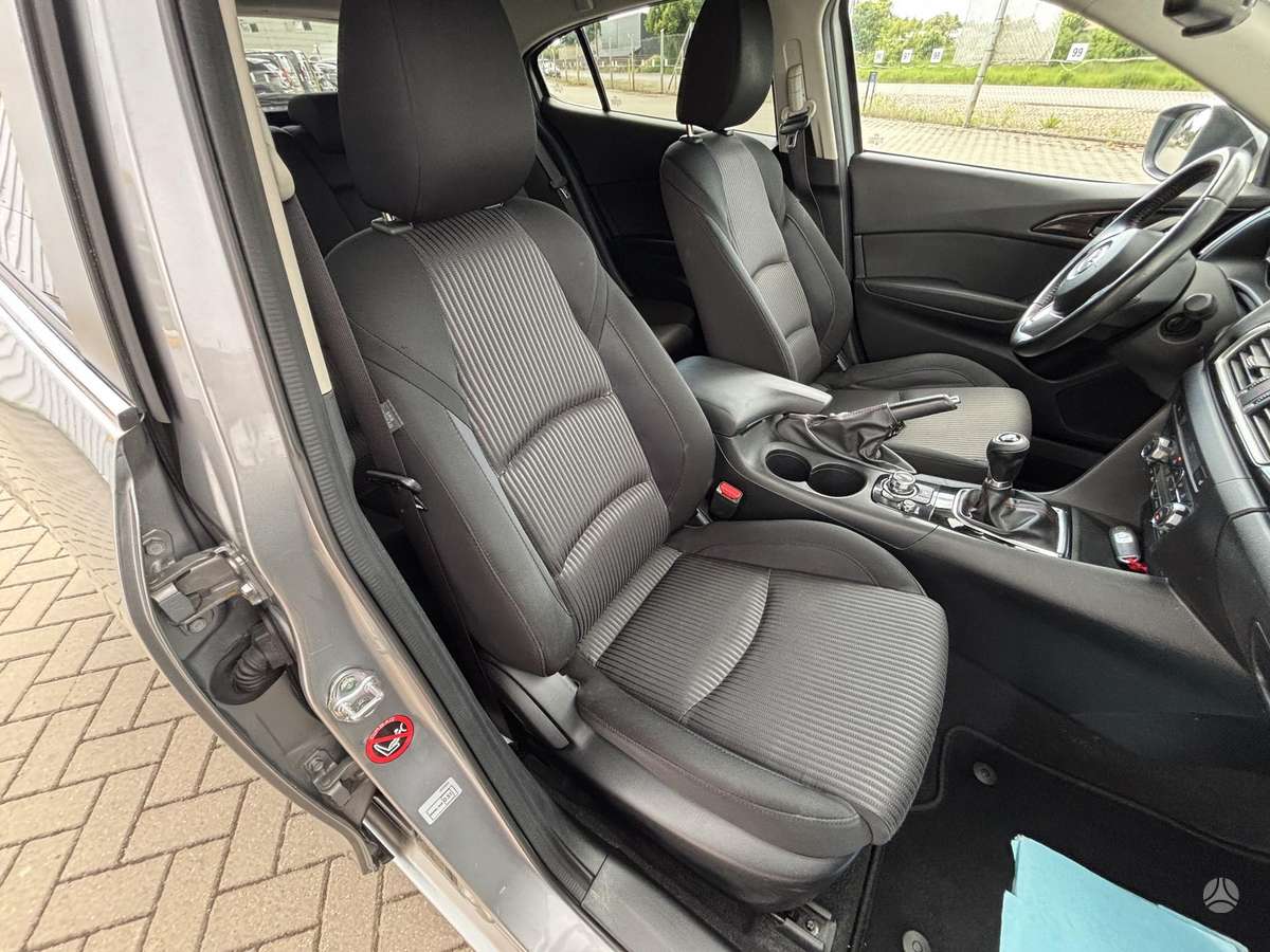 Mazda 3, 2.2 l., hečbekas