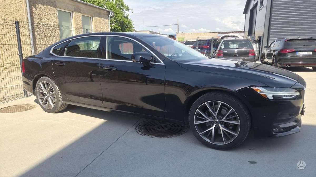 Volvo S90 - 5