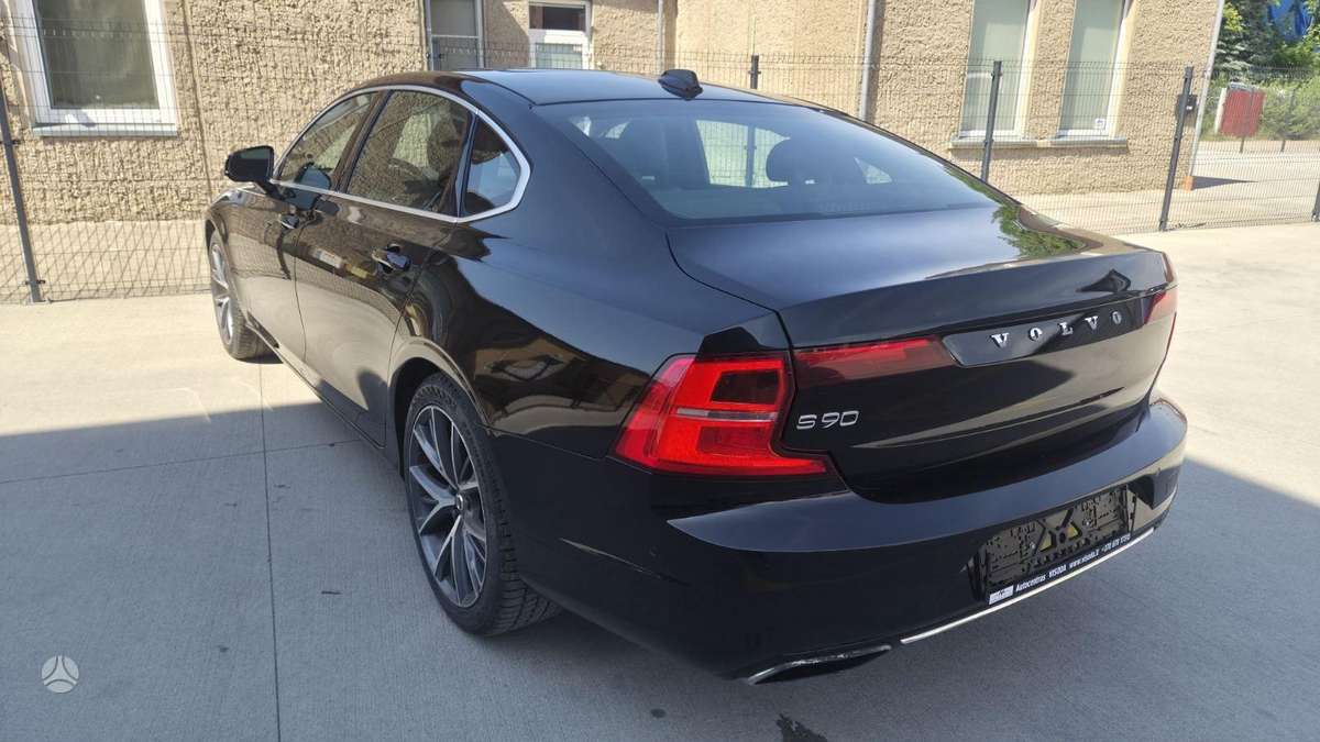 Volvo S90, 2.0 l., Седан