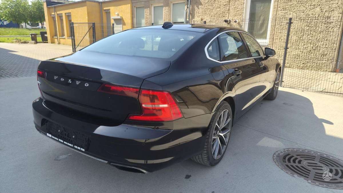 Volvo S90, 2.0 l., Седан