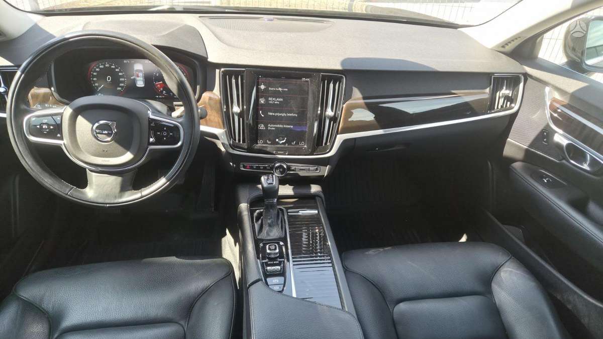 Volvo S90, 2.0 l., Седан