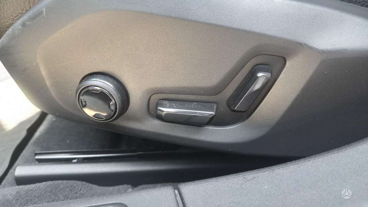 Volvo S90, 2.0 l., Седан