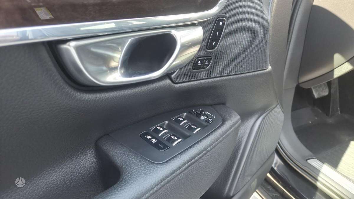 Volvo S90, 2.0 l., Седан