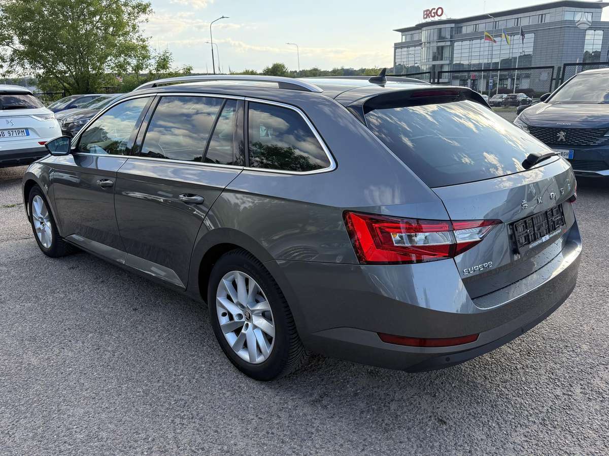 Škoda Superb - 4