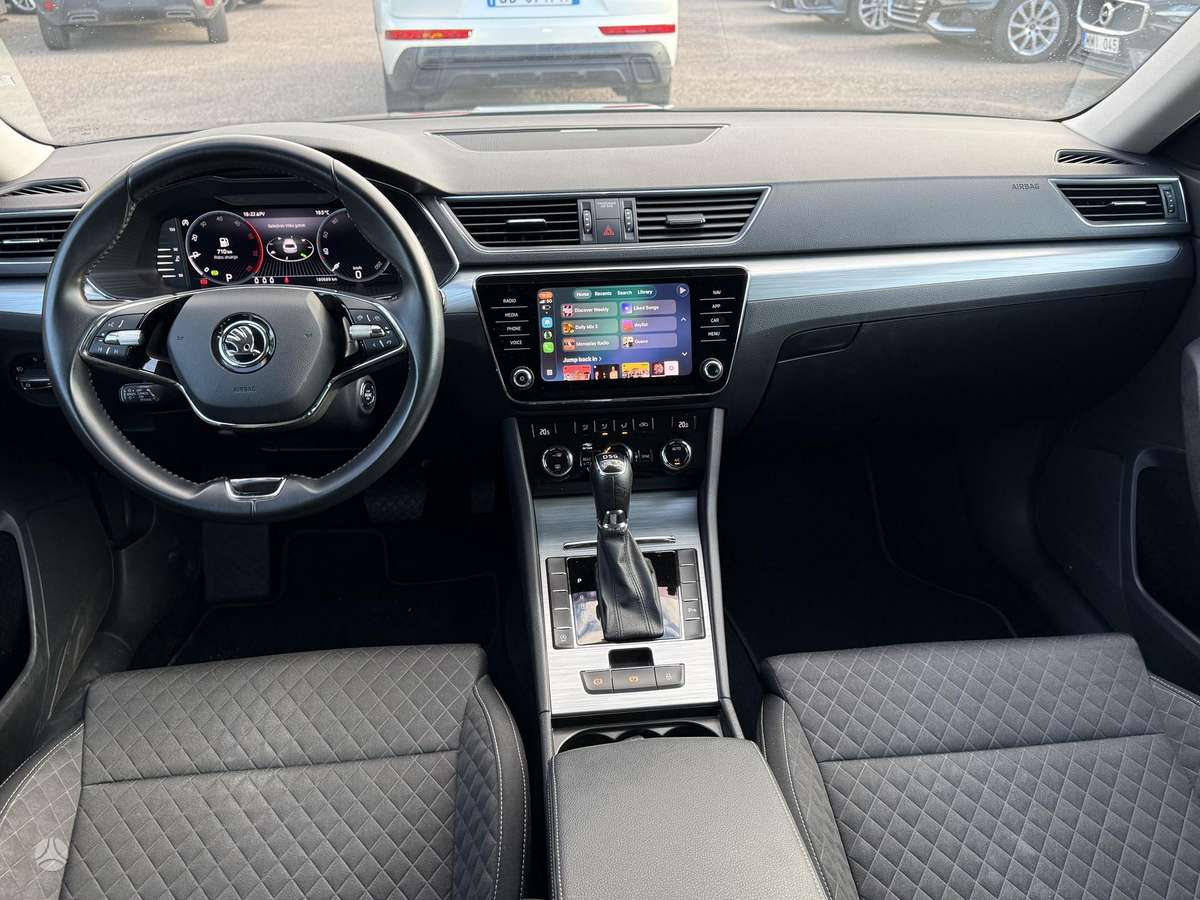 Škoda Superb - 7