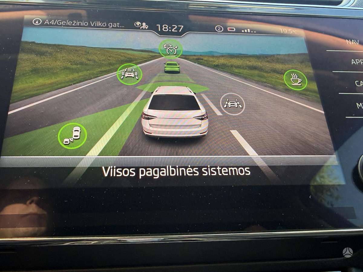 Škoda Superb - 12