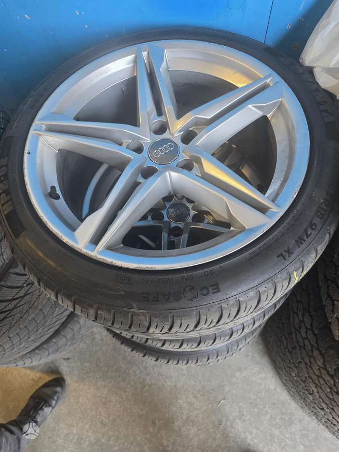 Audi, light alloy, R18