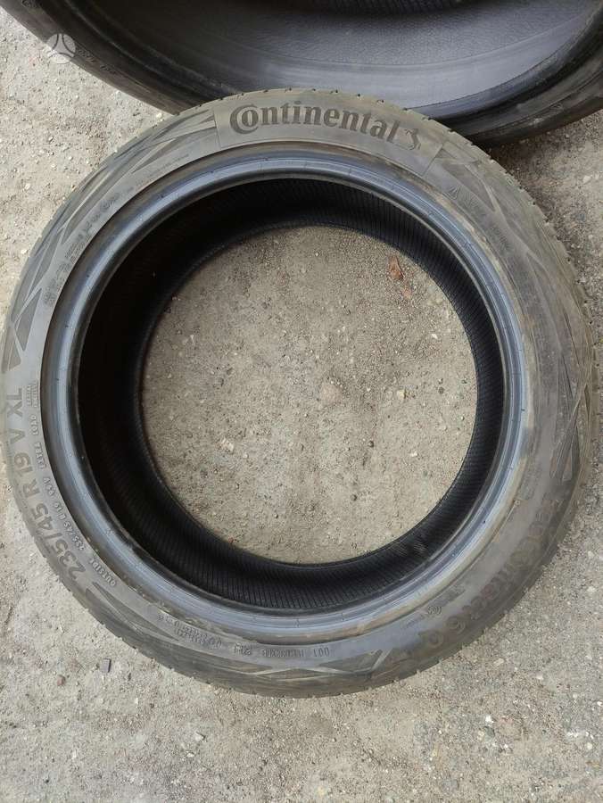 Continental, летние 235/45 R19