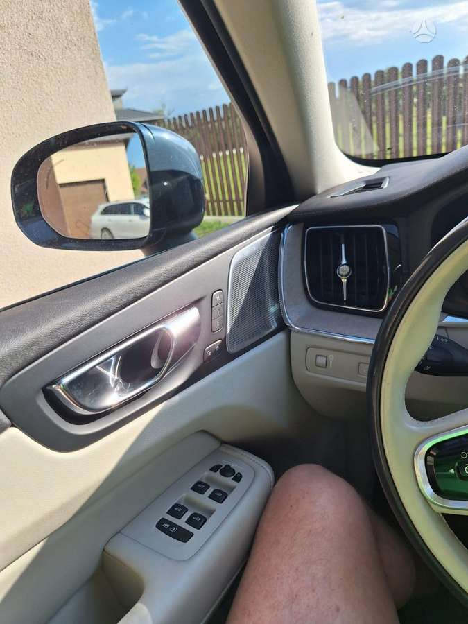 Volvo XC60 - 12