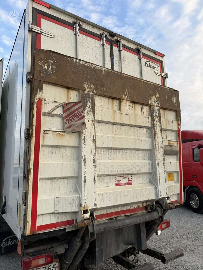 Volvo FE330 open side + Carrier, рефрижераторы