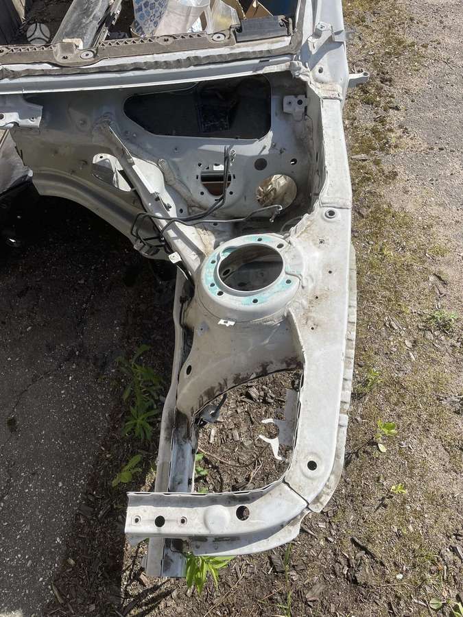 BMW M4 frame rails (fornt, rear)