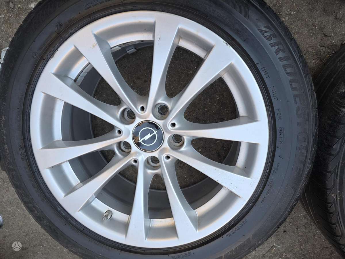 Opel Insignia, light alloy, R17