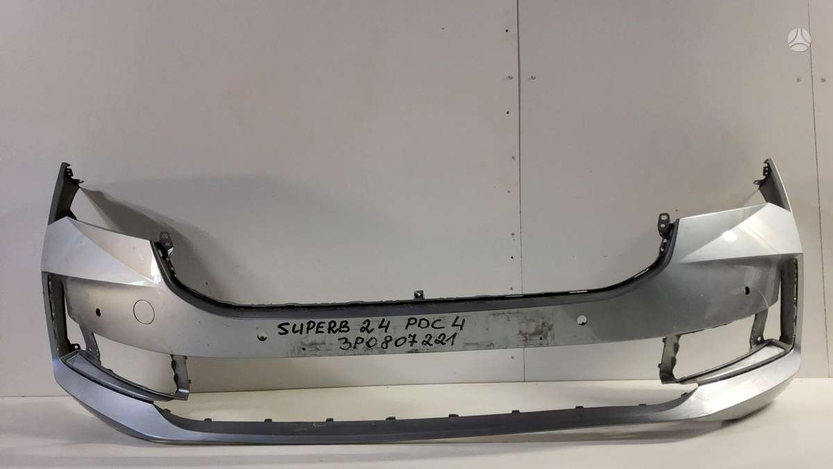 Skoda Superb, 3P0807221