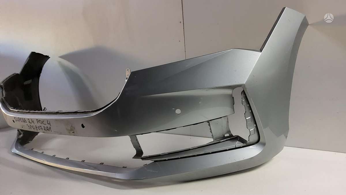 Skoda Superb, 3P0807221