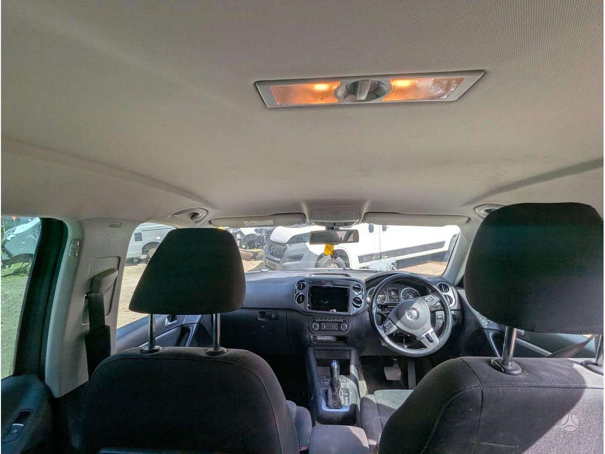 Volkswagen Tiguan engine