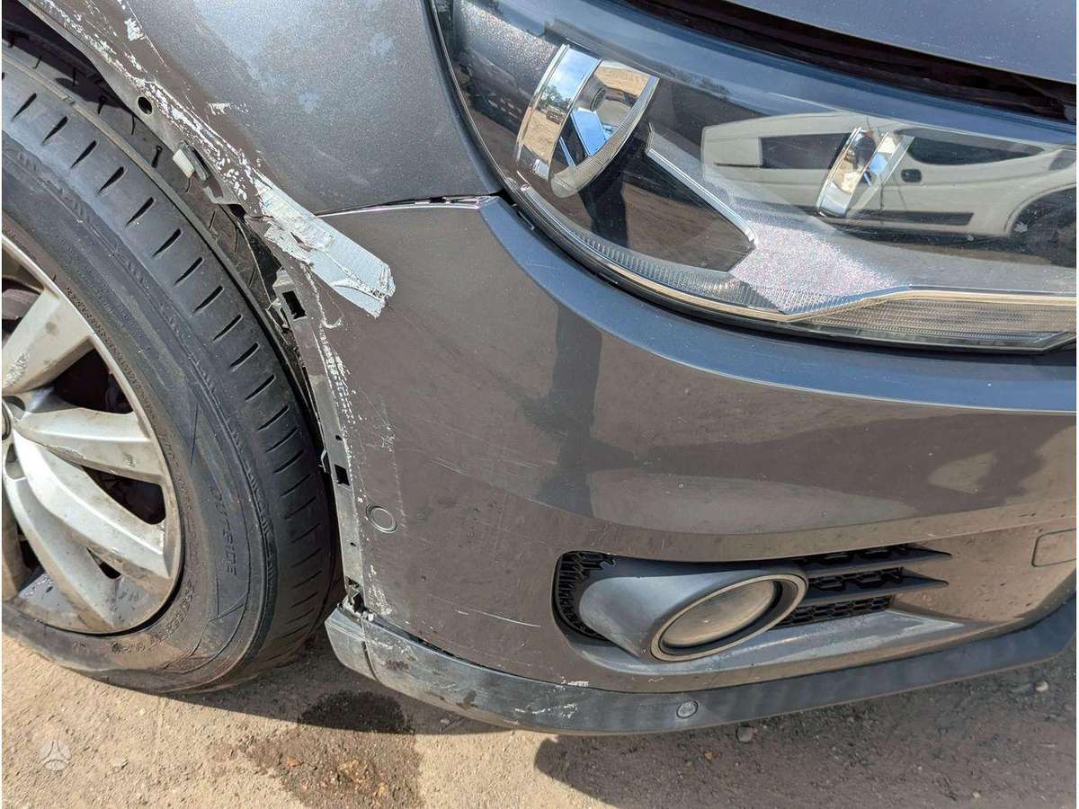 Volkswagen Tiguan engine