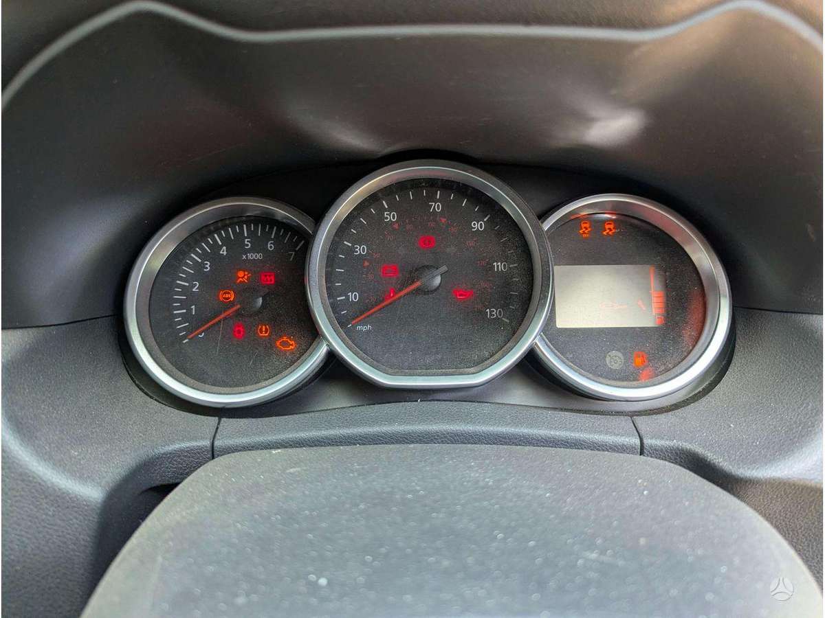 Dacia Duster engine