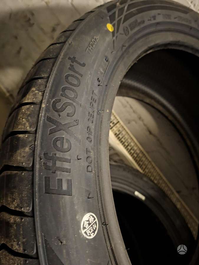 Triangle, vasarinės 275/40 R19