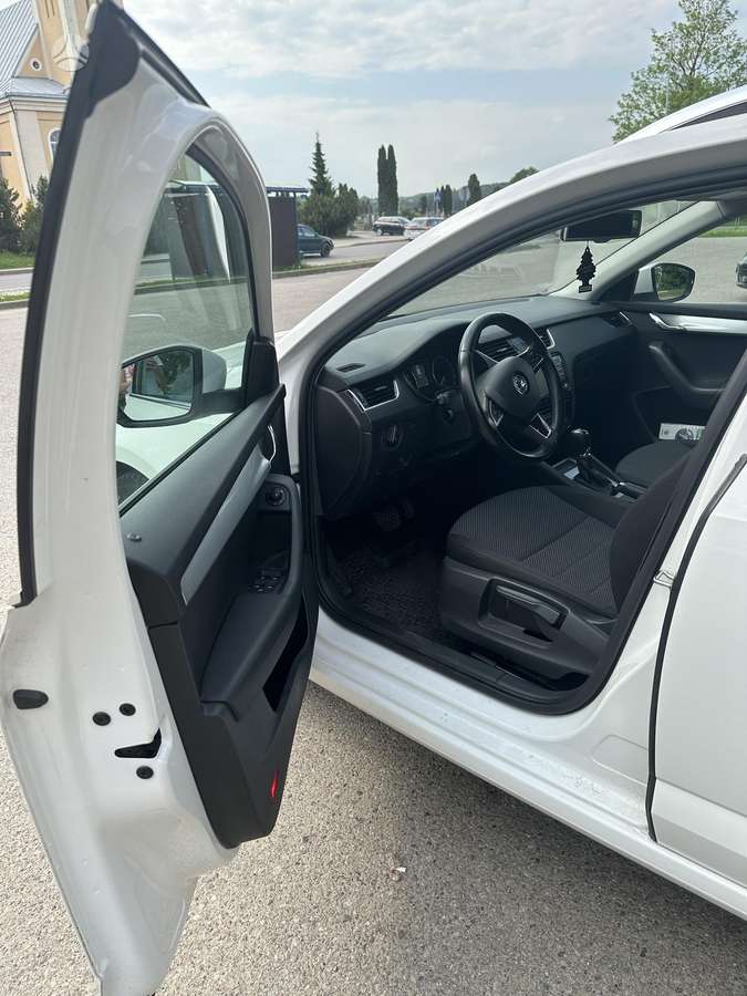 Škoda Octavia - 9