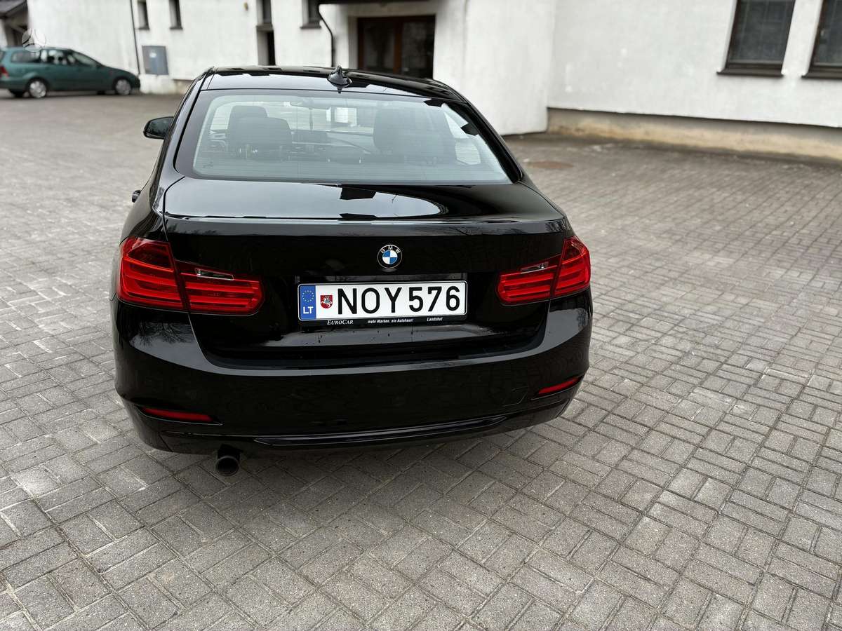 BMW 320, 2.0 l., Седан