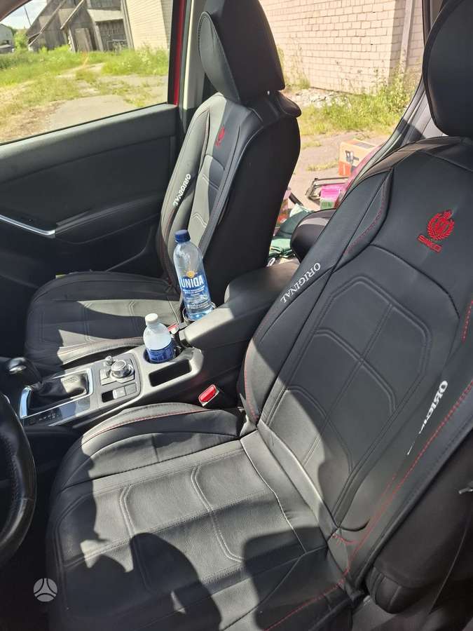 Mazda CX-5, 2.2 l., off-road / crossover