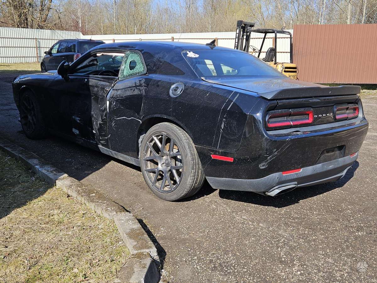 Dodge Challenger Rida 37306 myliu engine code esg gearbox code dfk 8hp70 co