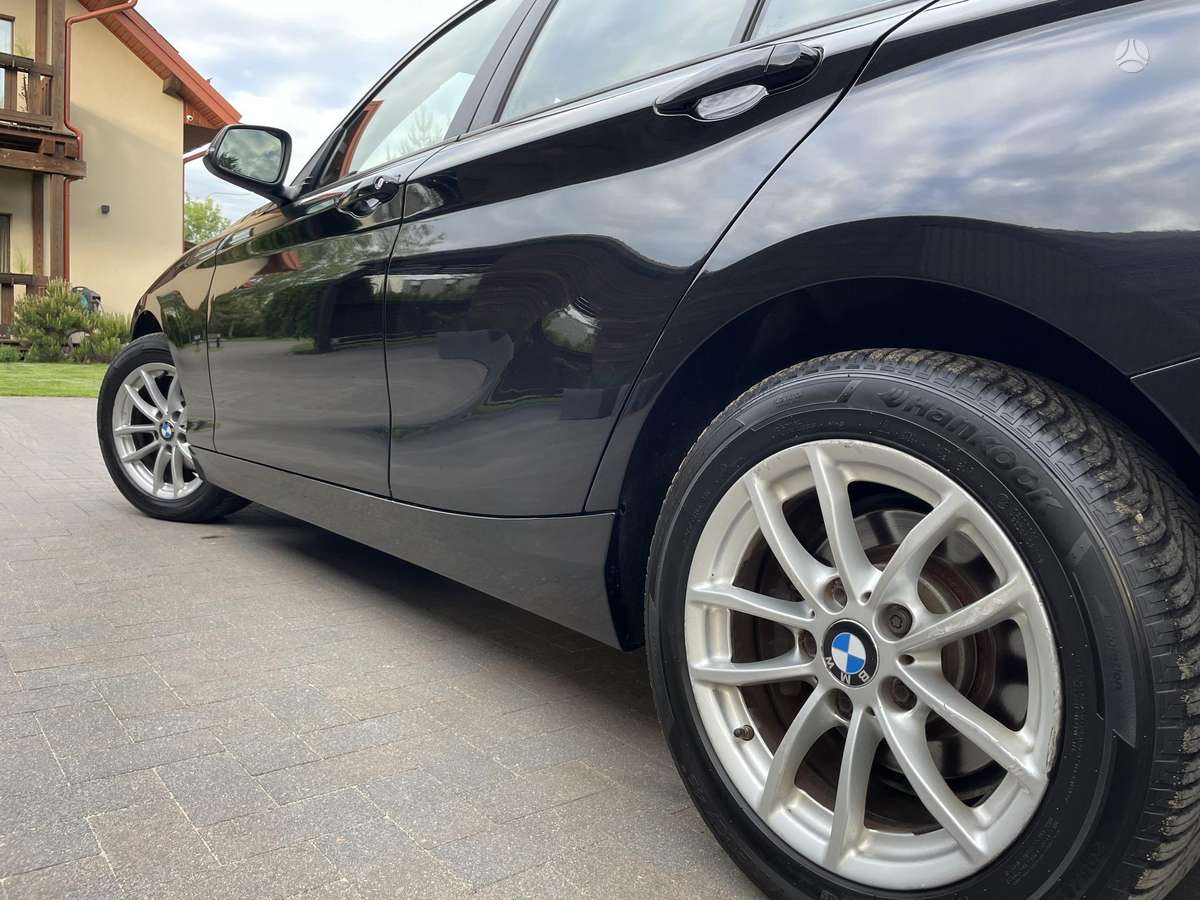 BMW 118, 2.0 l., hatchback