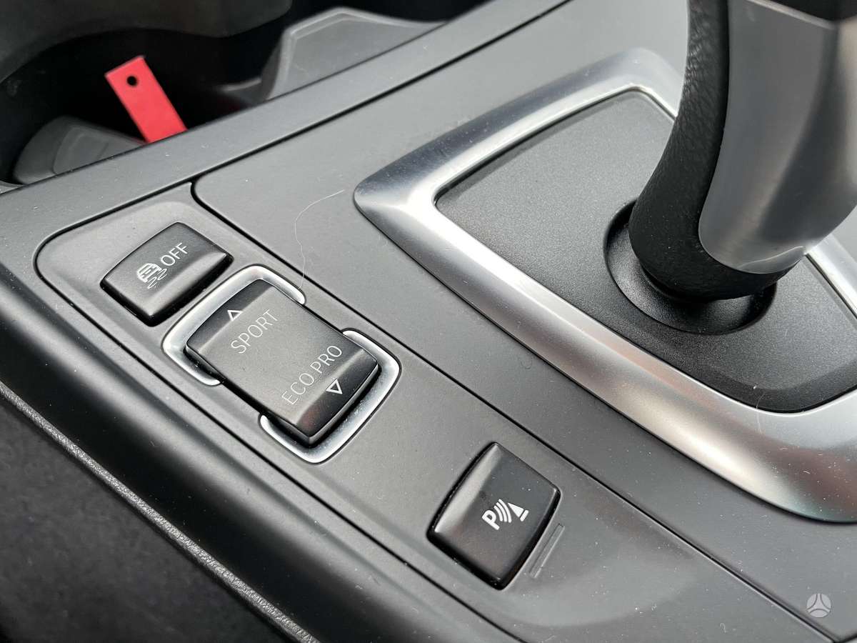 BMW 118, 2.0 l., hatchback