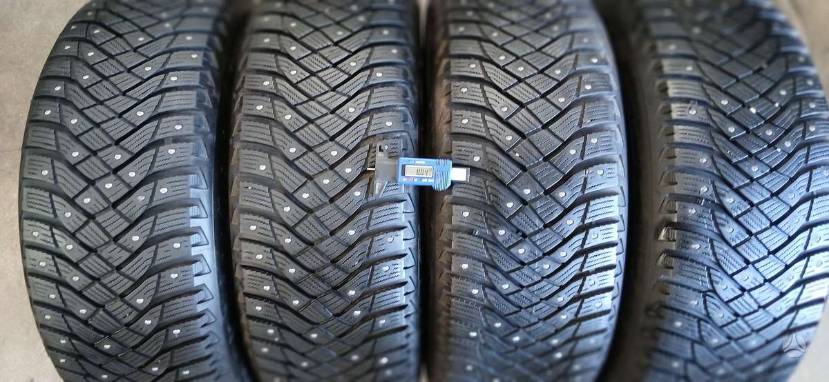 Goodyear, winter 215/55 R17