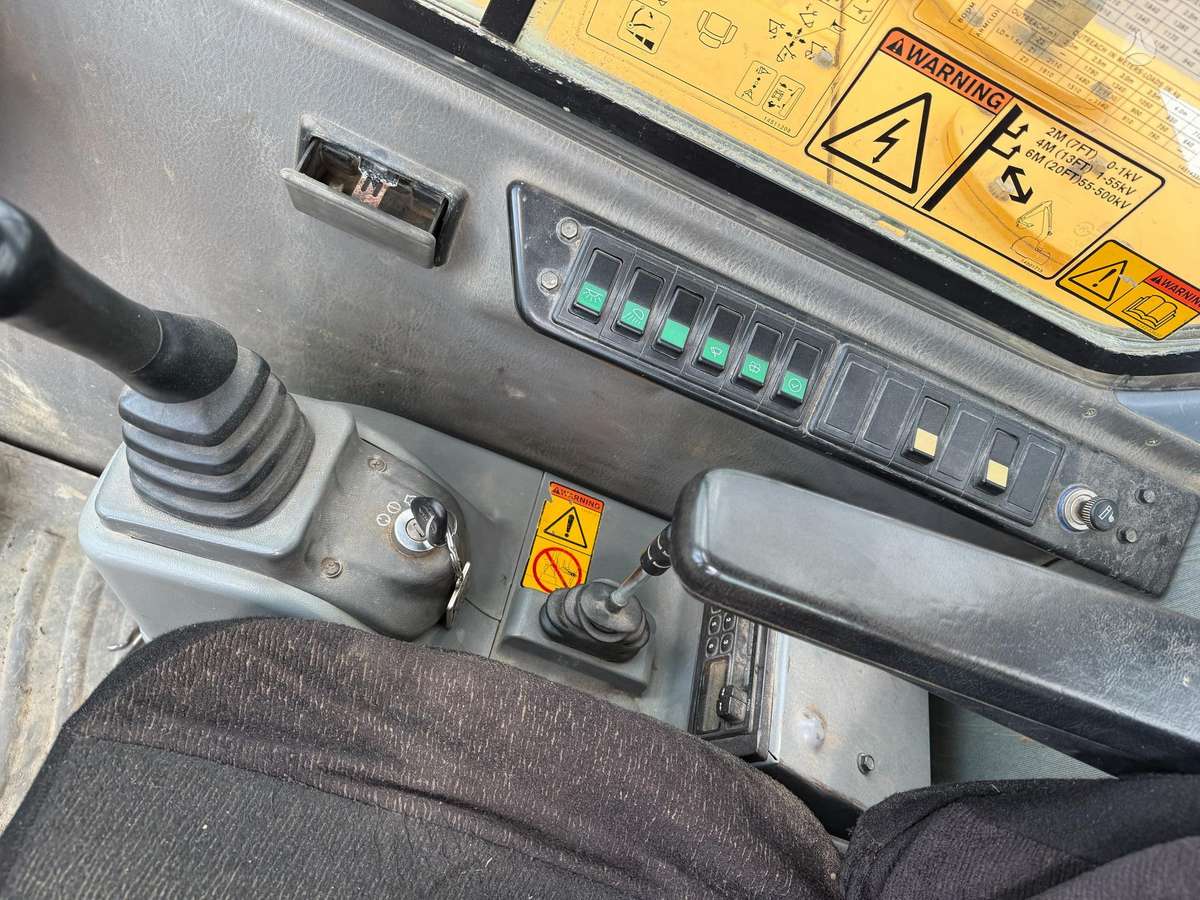 Volvo EC55, мини-экскаваторы