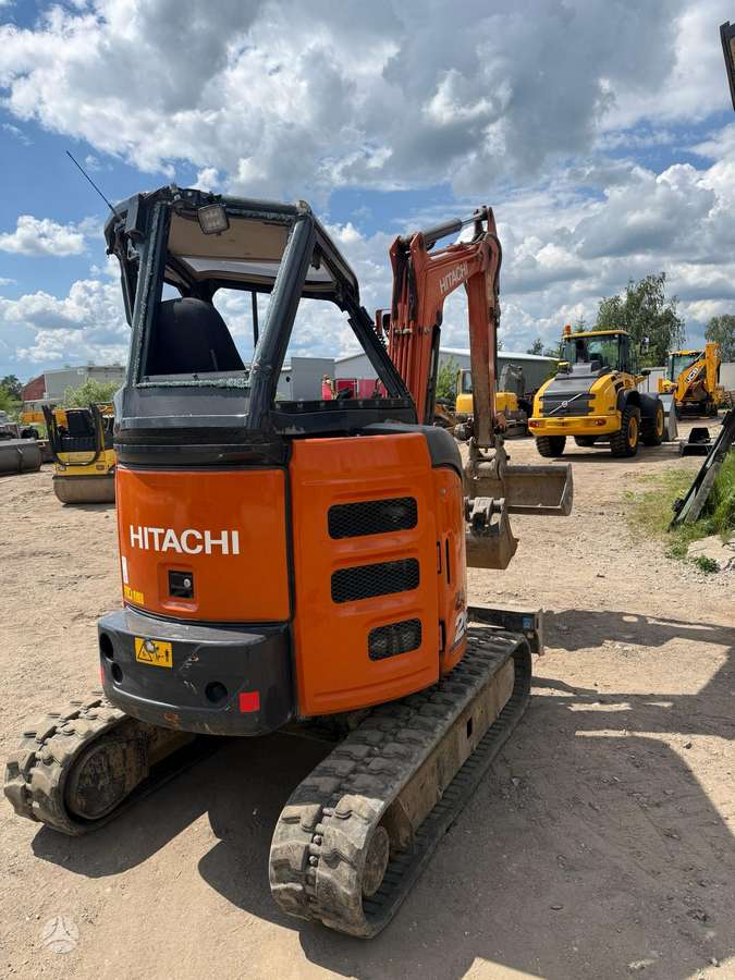 Hitachi ZX26U-6CR, mini ekskavatori