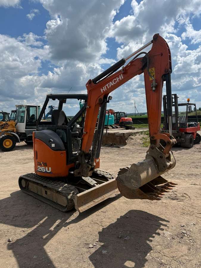 Hitachi ZX26U-6CR, mini ekskavatori