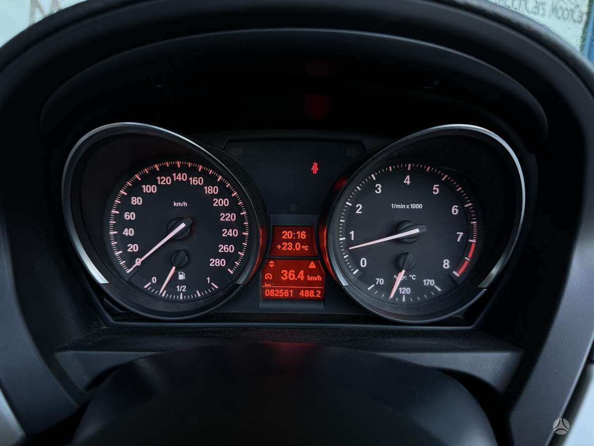 BMW Z4, 2.5 l., kabrioletas