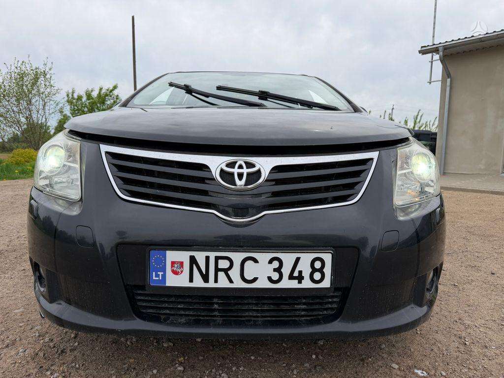 Toyota Avensis