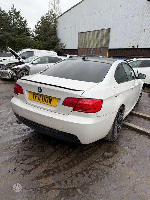 BMW 3 serija