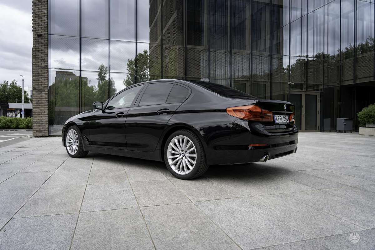 BMW 520, 2.0 l., Седан