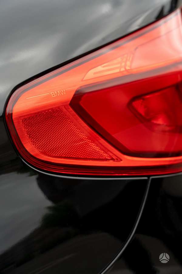 BMW 520, 2.0 l., Седан