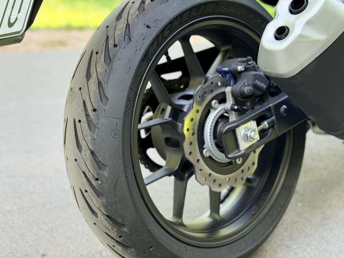 Honda CBF 471cc, ielas motocikls