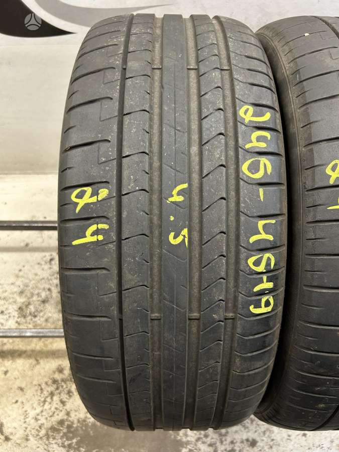 Pirelli P Zero PZ4, летние 245/45 R19