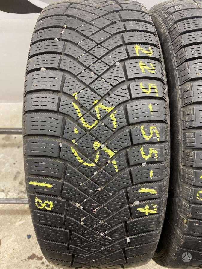 Pirelli Ice Zero, žieminės 225/55 R17