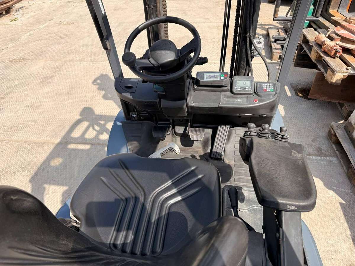 Toyota 02-8FGF25, forklifts